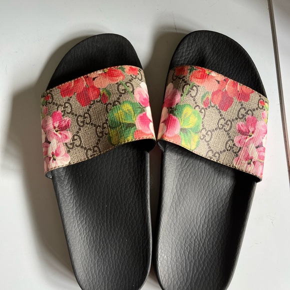 Gucci | Shoes | Gucci Slides Used Good Condition Attached Pics Of All ...